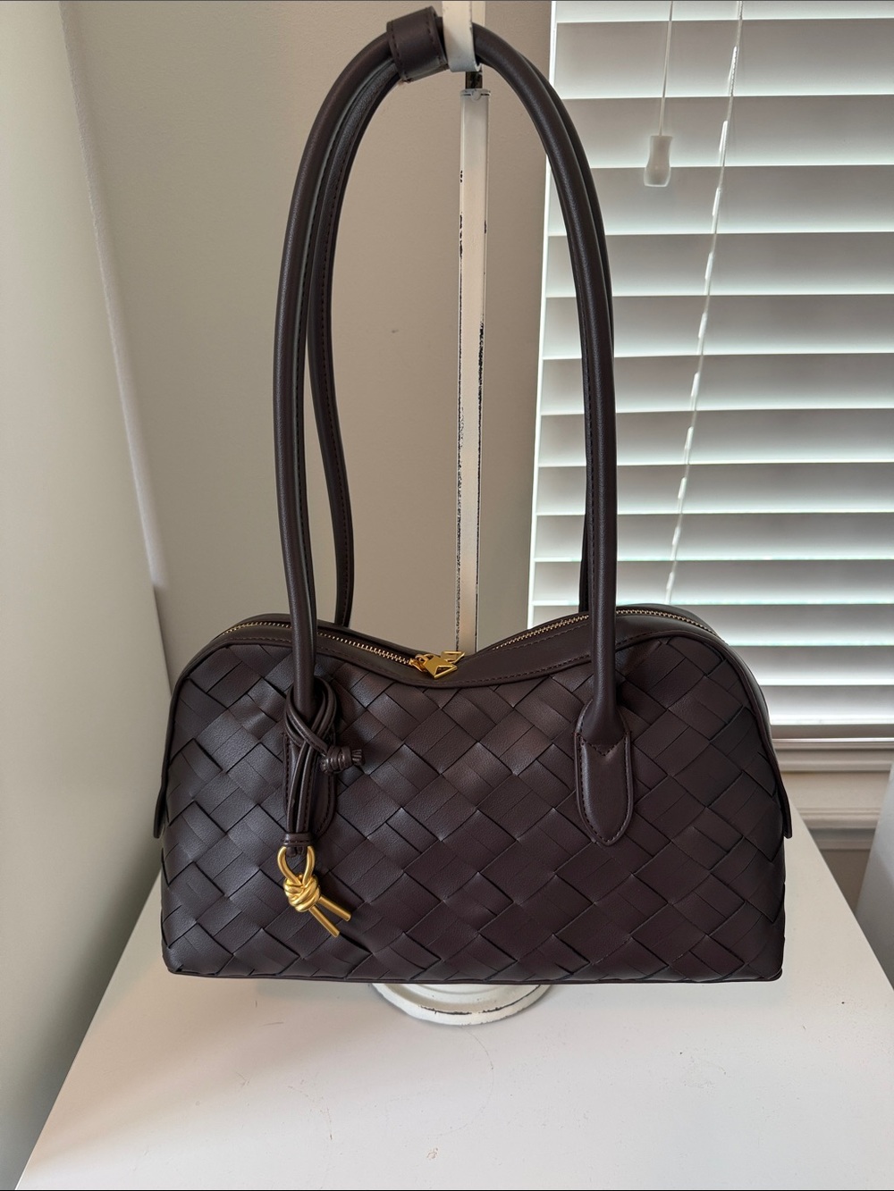 Woven Leather Shoulder Bag in Dark Brown
